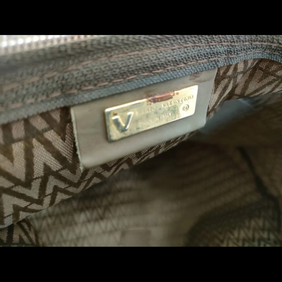 Mario Valentino Boston Duffle Bag - Picture 7 of 8